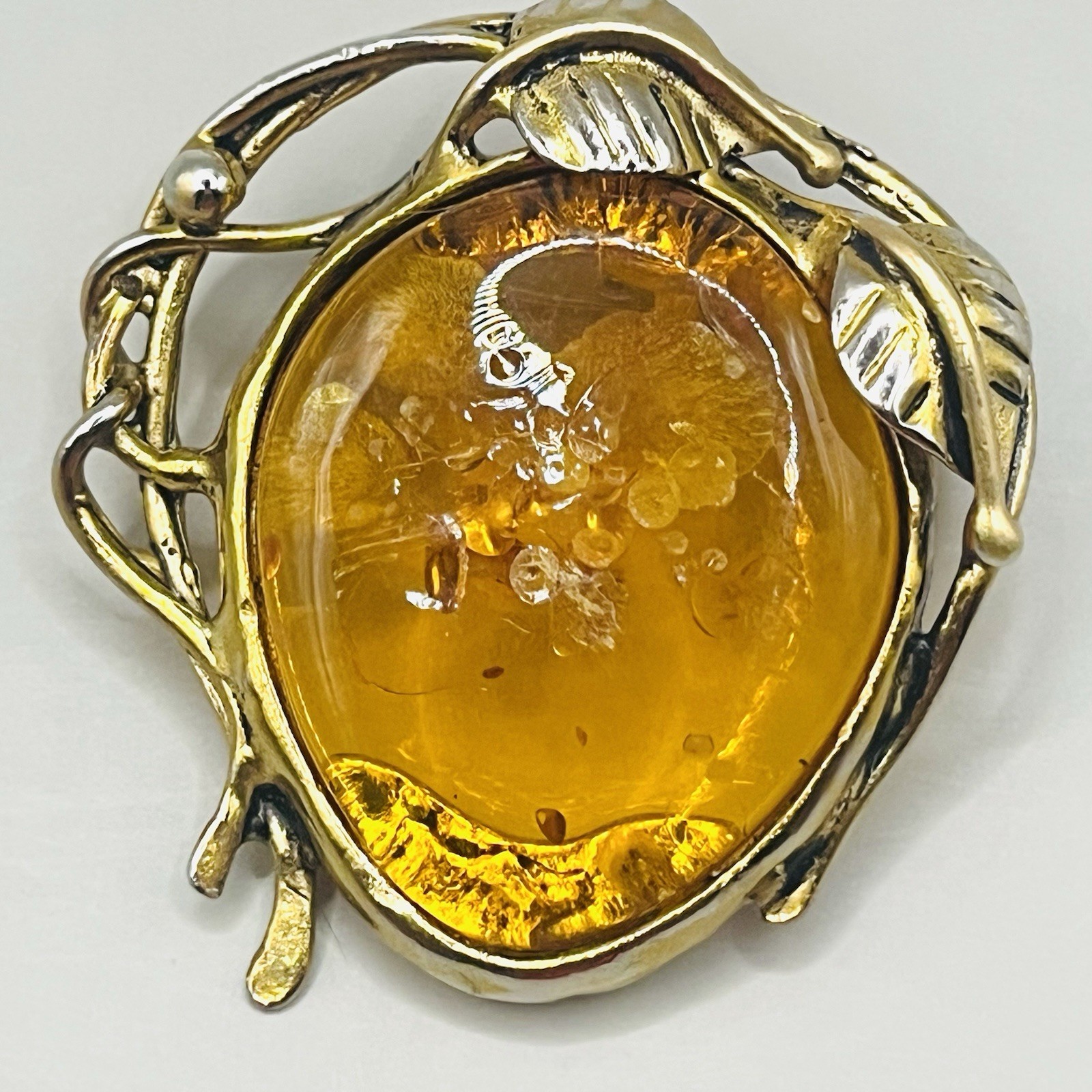 VTG Faux Amber Gold Tone Brooch Honey Brown Art Nouveau Style 2″
