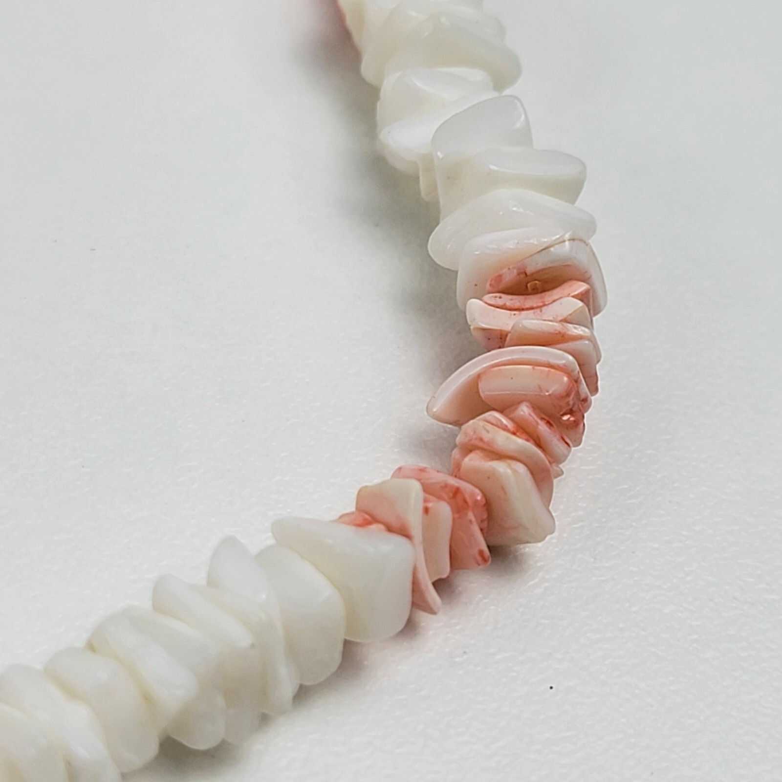 Vintage Pink And White Puka Shell Necklace 16.5 In Barrel Clasp Hawaiian Surfer