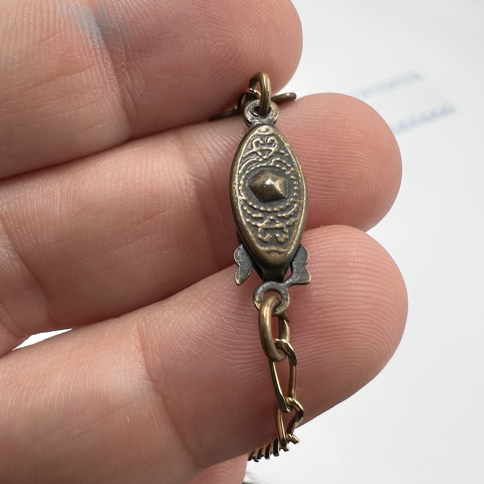 VTG GLASS WORKS STUDIO LTD Glass and Brass Heart CHARM NECKLACE Intaglio 24+”
