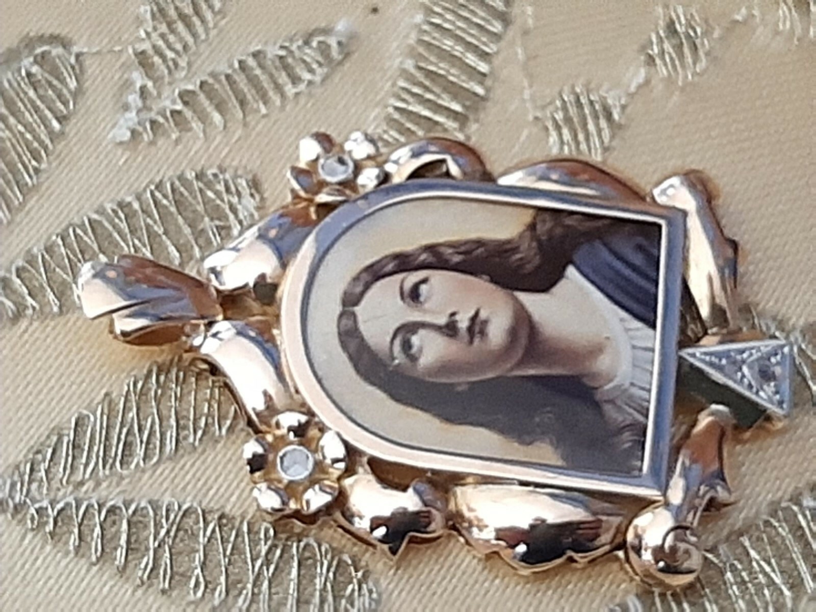 Fine Antique Art Deco 18K 18CT Gold Diamonds Virgen Mary Medal Pendant Ca 1930