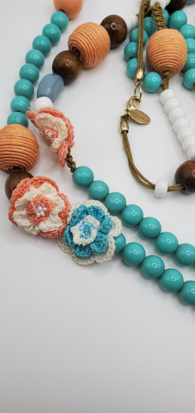 Vintage Plastic, Wood and Crochet Beaded Necklace 18″ Marked Gwen woo1
