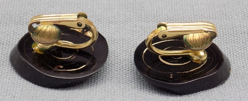 Vintage Hawaiian Black Coral 12KT GF Clip Back Earrings Round Slab