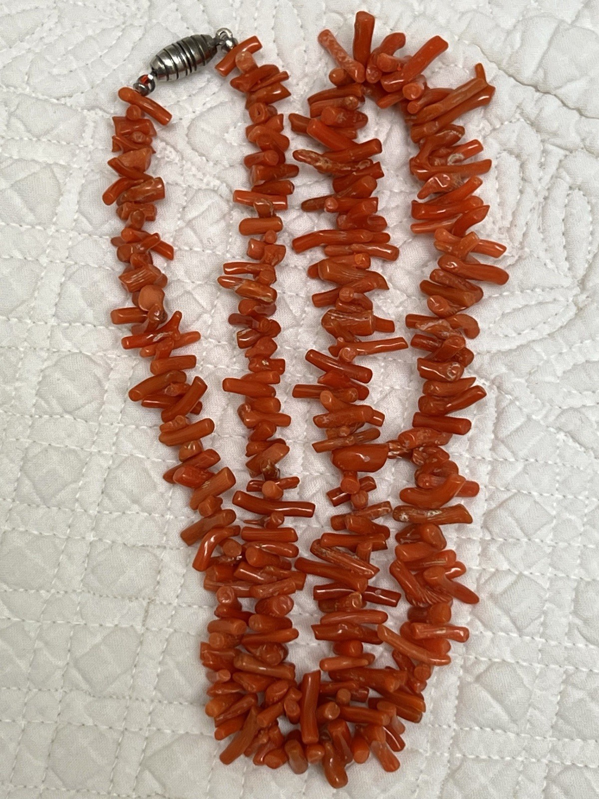 NICE VINTAGE GENUINE NATURAL CORAL BRANCH BEAD NECKLACE BARREL CLASP 18.5”