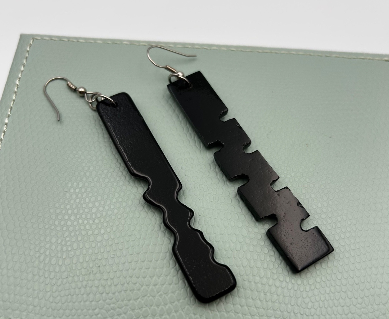 Vintage 1980s Black Glass Notch Dangle Earrings 3″ Different Shapes Retro Goth
