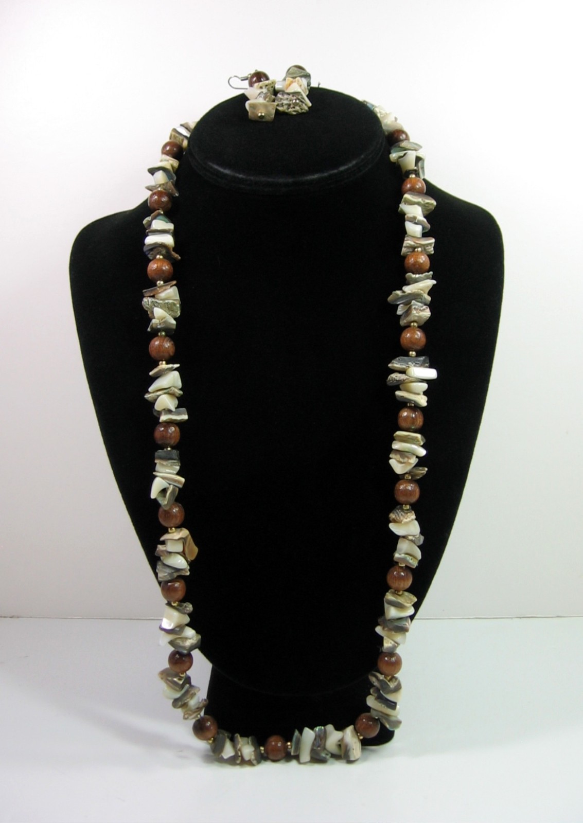 ABALONE SHELLS Seashells Chips & Pieces WOOD Beads NECKLACE & Earrings Set VTG