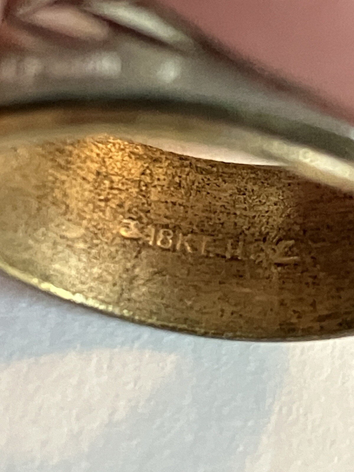 Vintage 18k HGE Stamped Gold Plated Band Ring Sz 6 3/4” Silver Tone Design