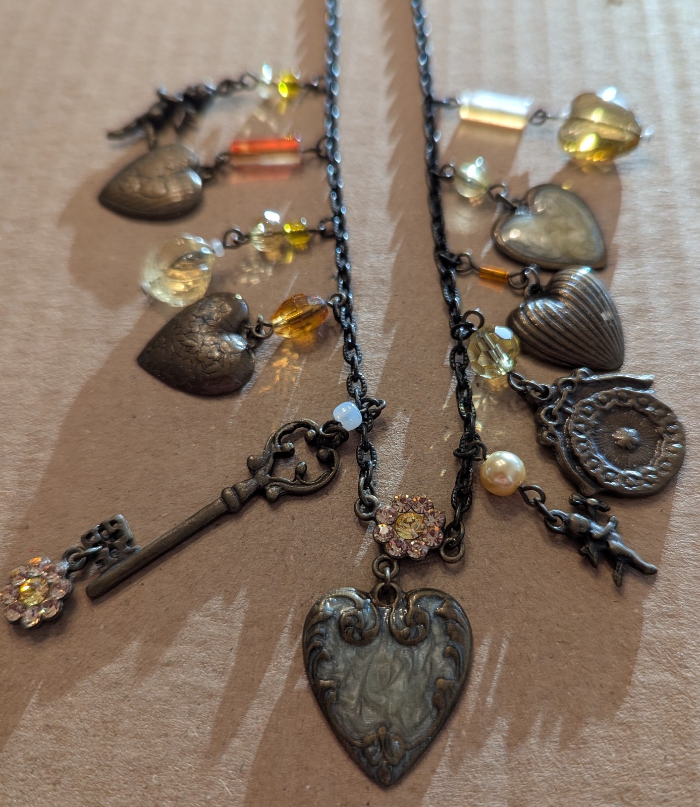 Vtg Glassworks Studio Necklace Hearts Cupid Key