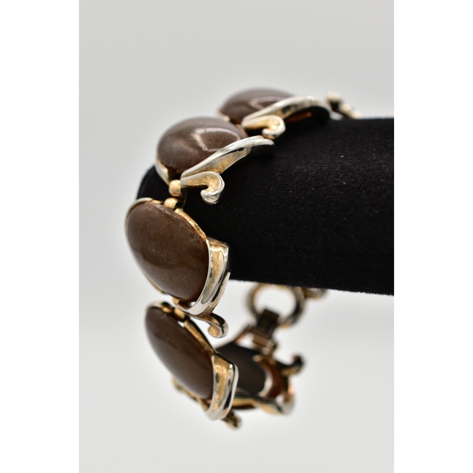 Trifari Vintage Bracelet Espresso Brown Beaded Thick Chunky Heavy Signed Bin7
