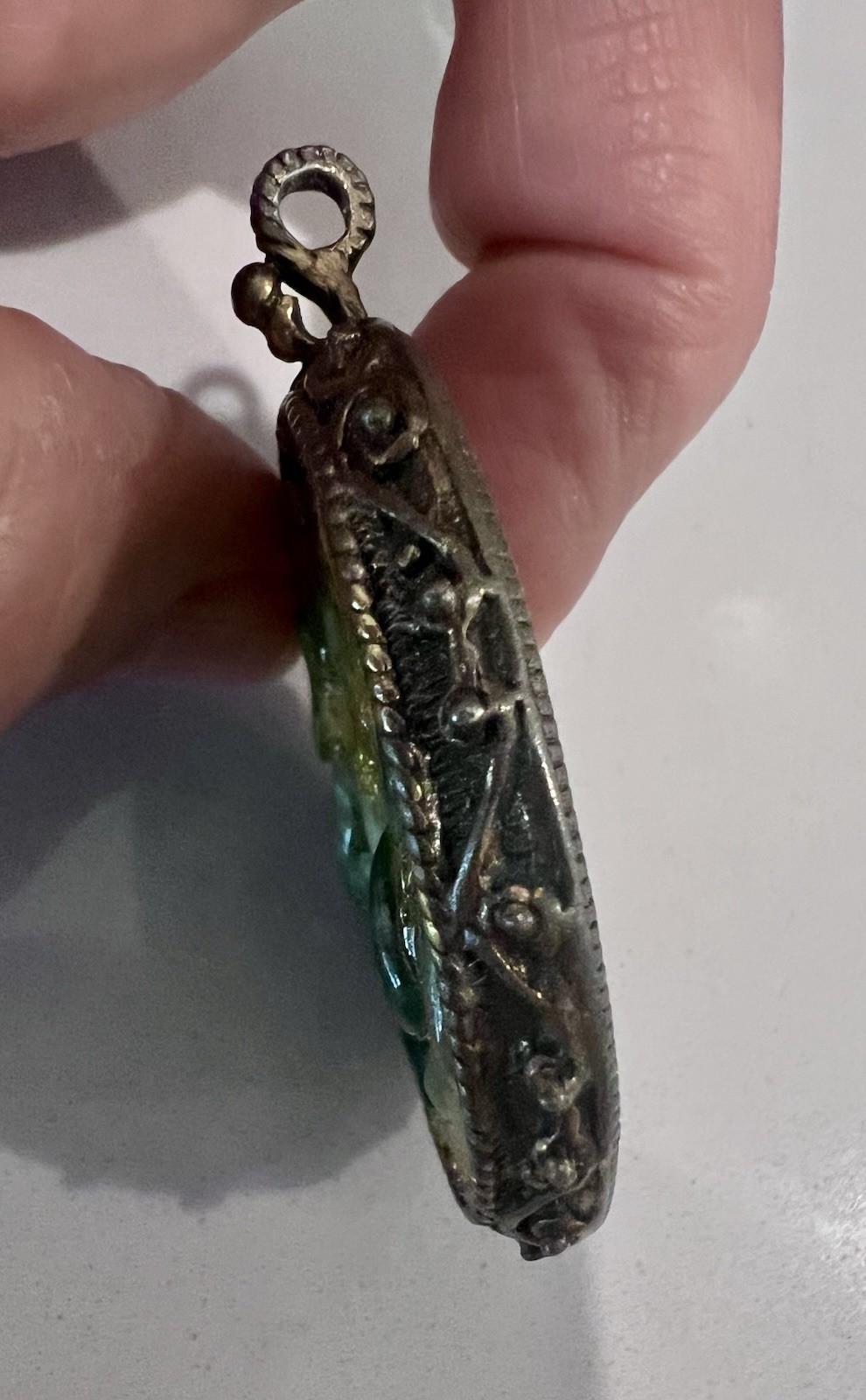 Vintage MCM 60s Jade Gemstone Chip Cluster Pendant