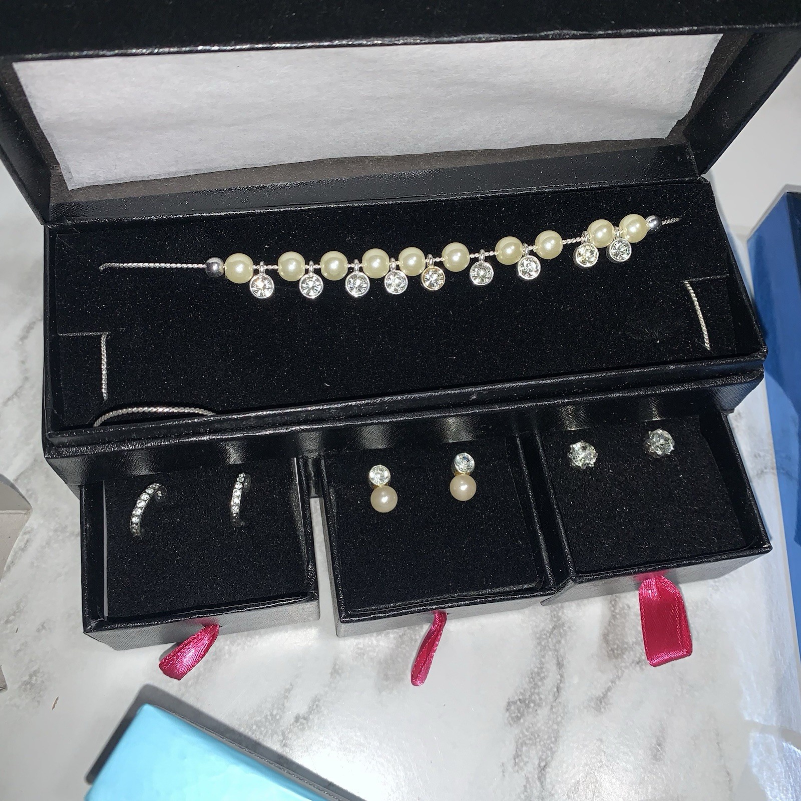 Avon Jewelry Lot Of 5 Pcs Vintage Ring Bracelet Watch Earrings