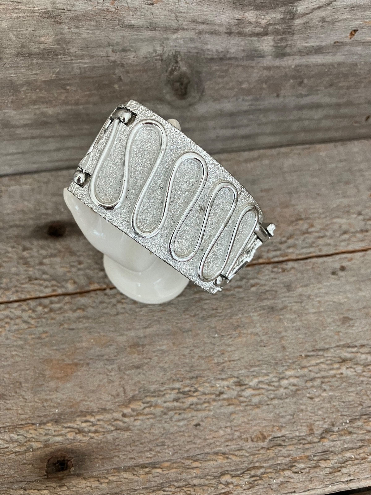 1960 Sarah Coventry Textured Linked Scrolled Silver Panel Statement BRACELET MCM