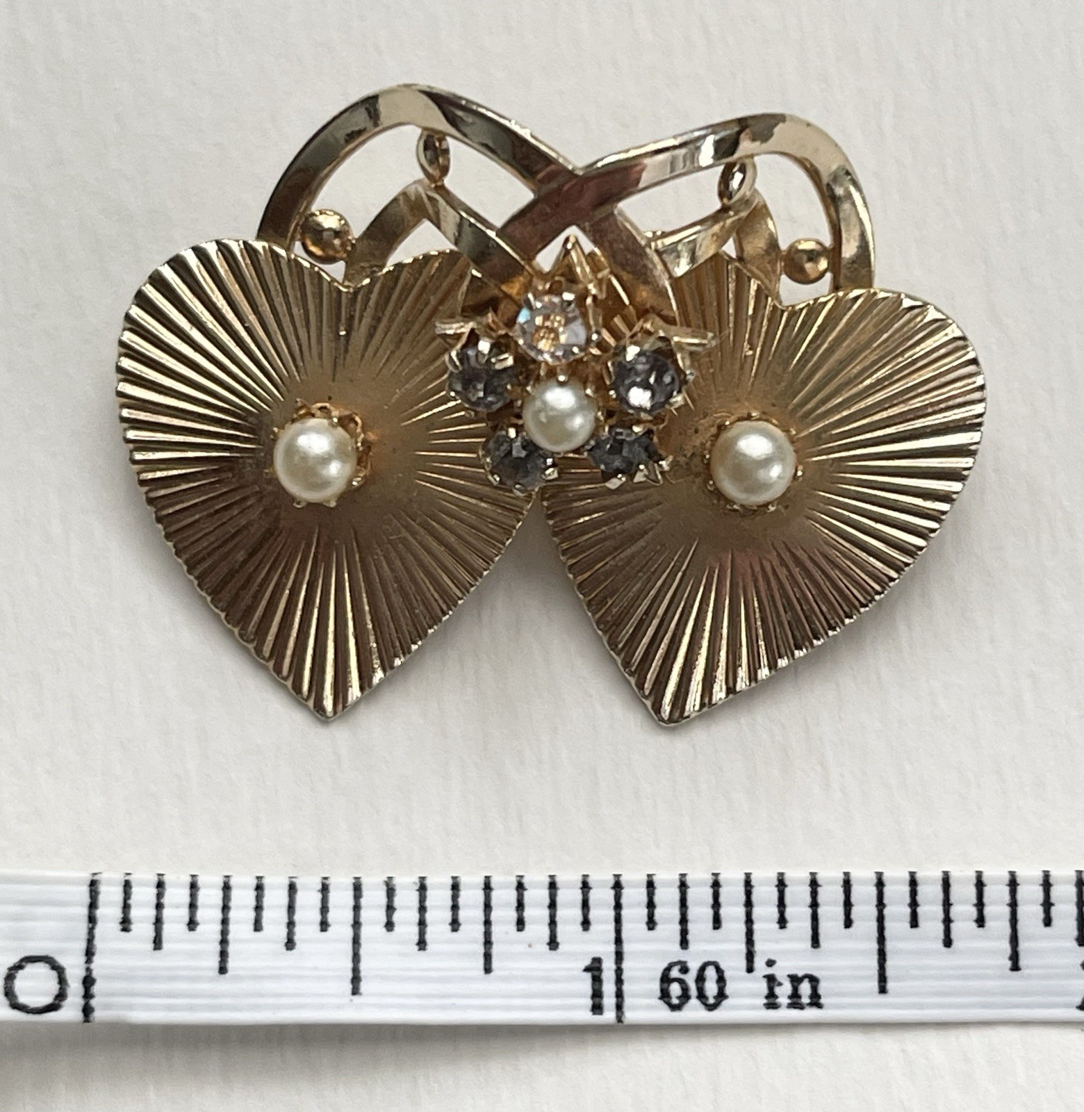 Vintage Double Heart And Flower Gold Tone Faux Pearl Brooch Pin