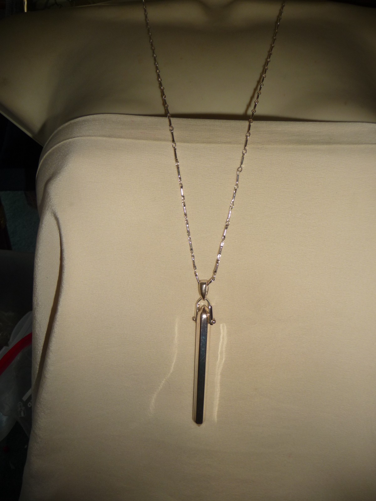 STELLA & DOT PENDANT 3” L SPARE W CHAIN NECKLACE #30/9