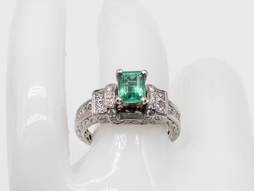Estate $3400 1.52ct Natural Emerald VS G Diamond Platinum Ring Band 4g