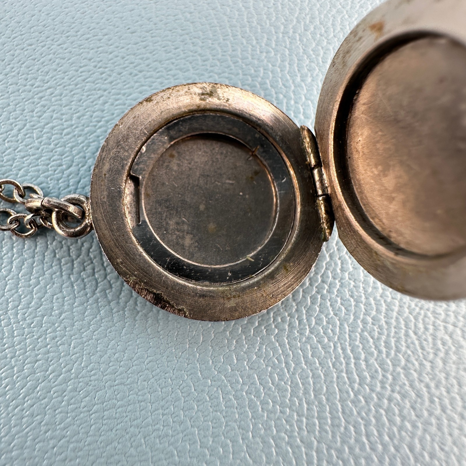 Vintage Locket Necklace Sterling 925 Gold Tone Inlay Letter P 1975 Engraved
