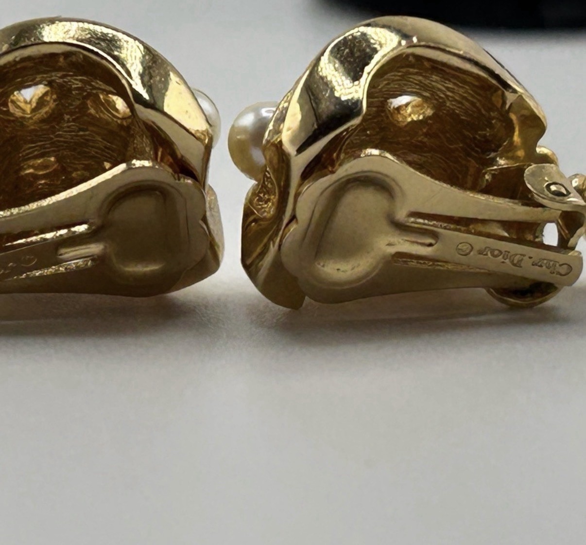 Signed Christian Dior Faux Pearl Rhinestone Gold Tone Clip On Earrings Old Stock