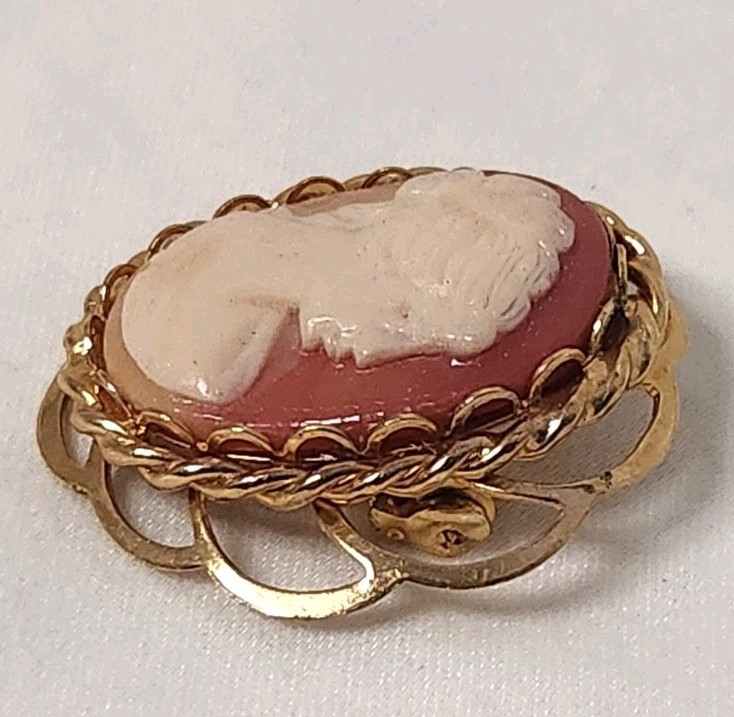 Cameo Brooch Pin Gold Tone Oval Lady Portrait Victorian Style