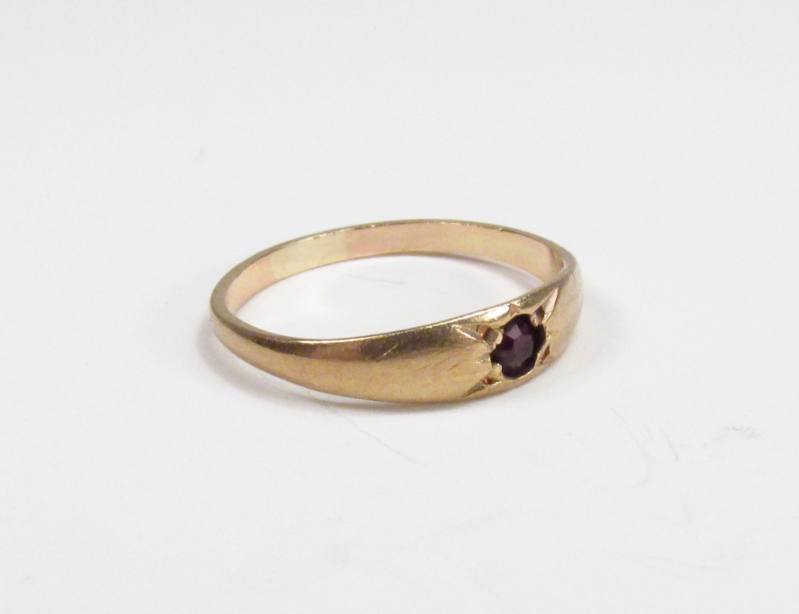 Vintage 1950s A & Z Chain Co. USA 10K Gold Red Ruby Baby Infant Band Ring Sz 0.5
