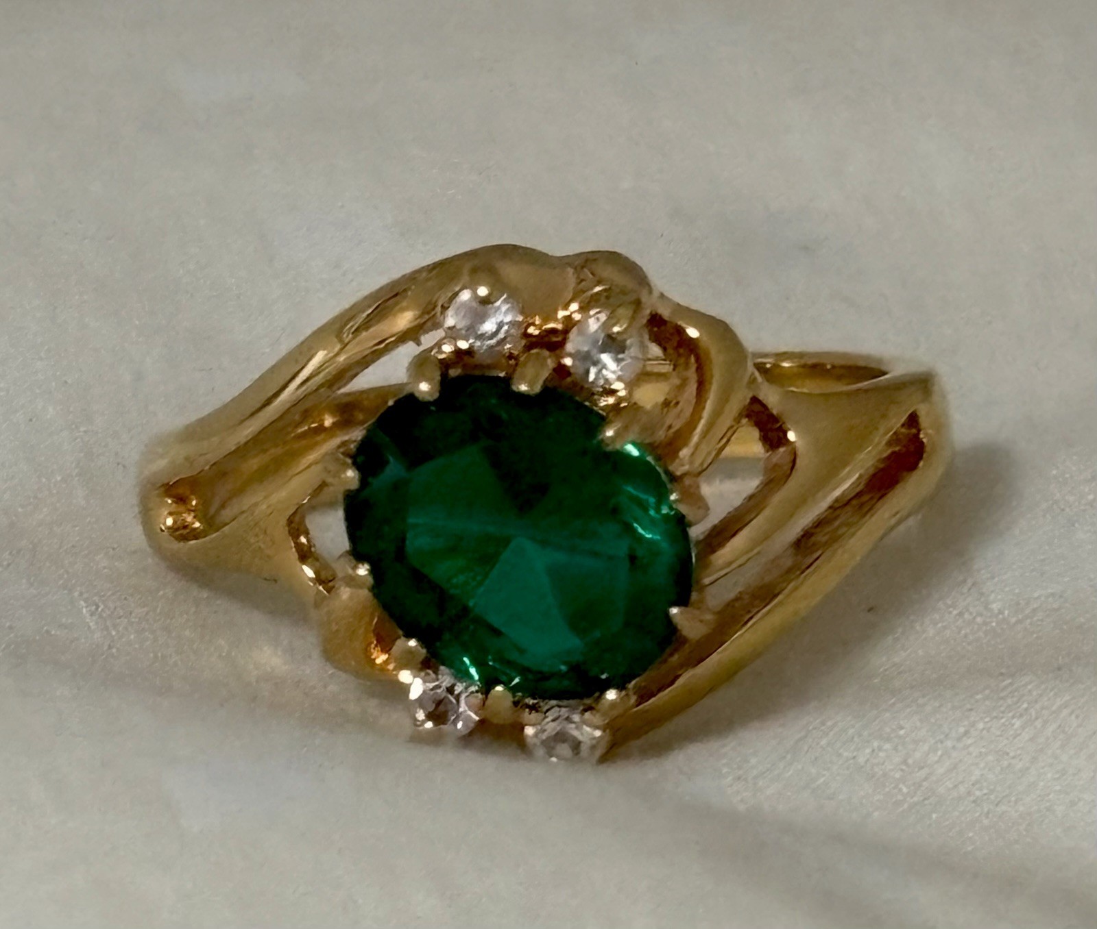 14k Yellow Gold Electroplate Emerald Green Crystal Cocktail Ring Large Size 10