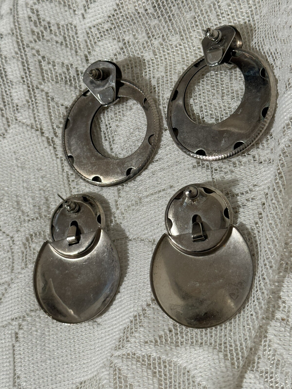 Vtg Pair Earrings Textured Door Knocker And Double Disc Pierced – Aluminum Metal