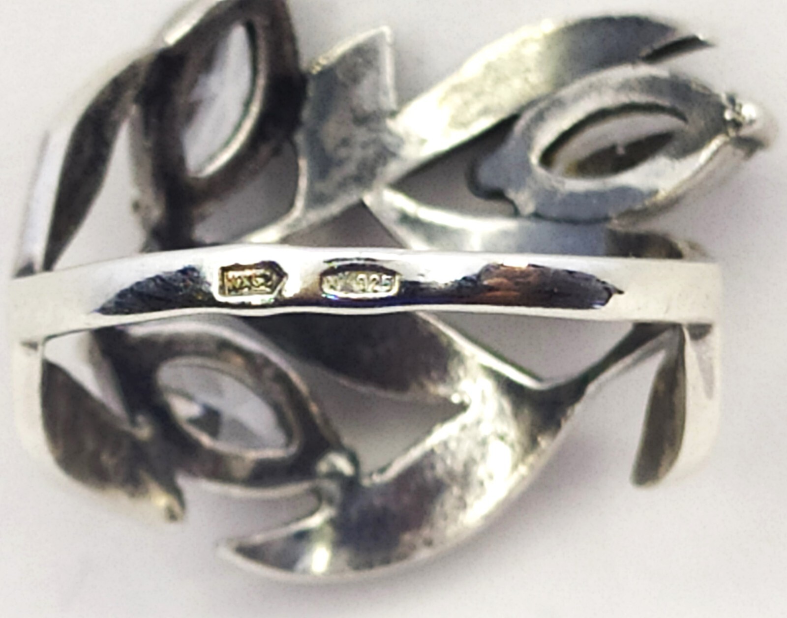 Vintage Luxury RING Silver 925 with Bright Stones -size: 8.25US (18.5mm) | #59