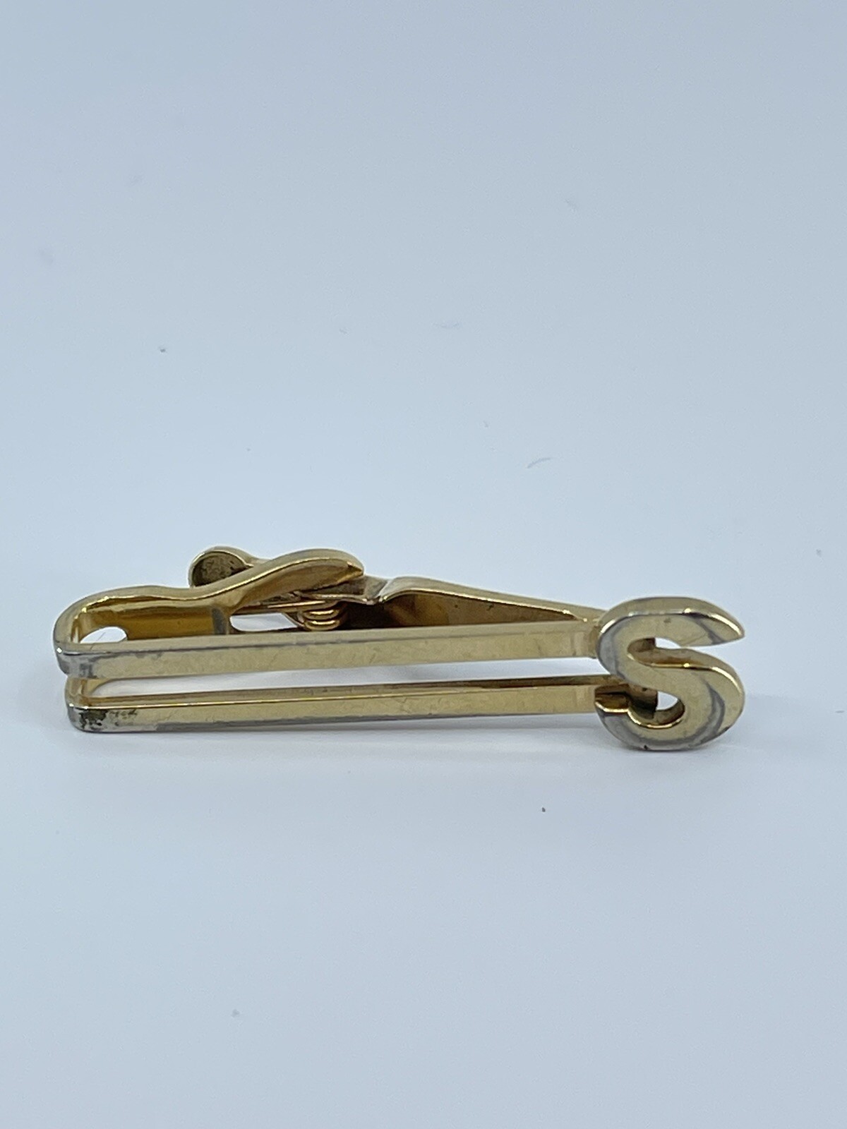 Vintage Swank cufflinks and tie clip monogram beveled S gold tone bullet backs