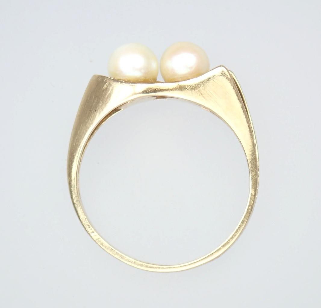 Beautiful Vintage 1970s Modernist Solid 9K Gold Pearl Waves Ring 1976 Size 5.75