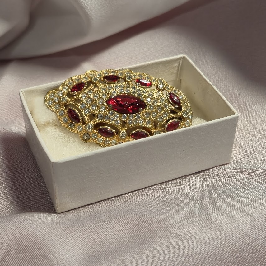 2.5 Inch Fur Dress Clip Vintage 1950 Gold Tone with Red Marquise Clear Round gem
