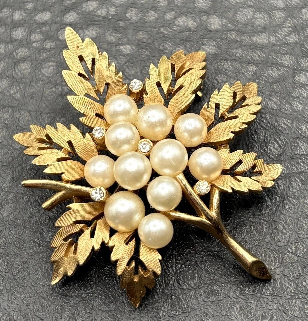 Vintage Crown Trifari Gold Tone Faux Pearl Cluster Rhinestone Leaf Brooch Pin