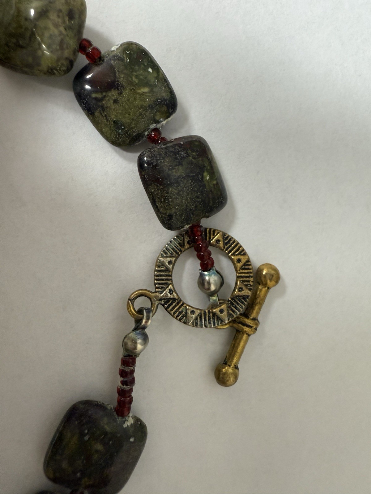 NATURAL JASPER STONES GRAINED SHAPES 10″ LENGTH NECKLACE VTG style timeless