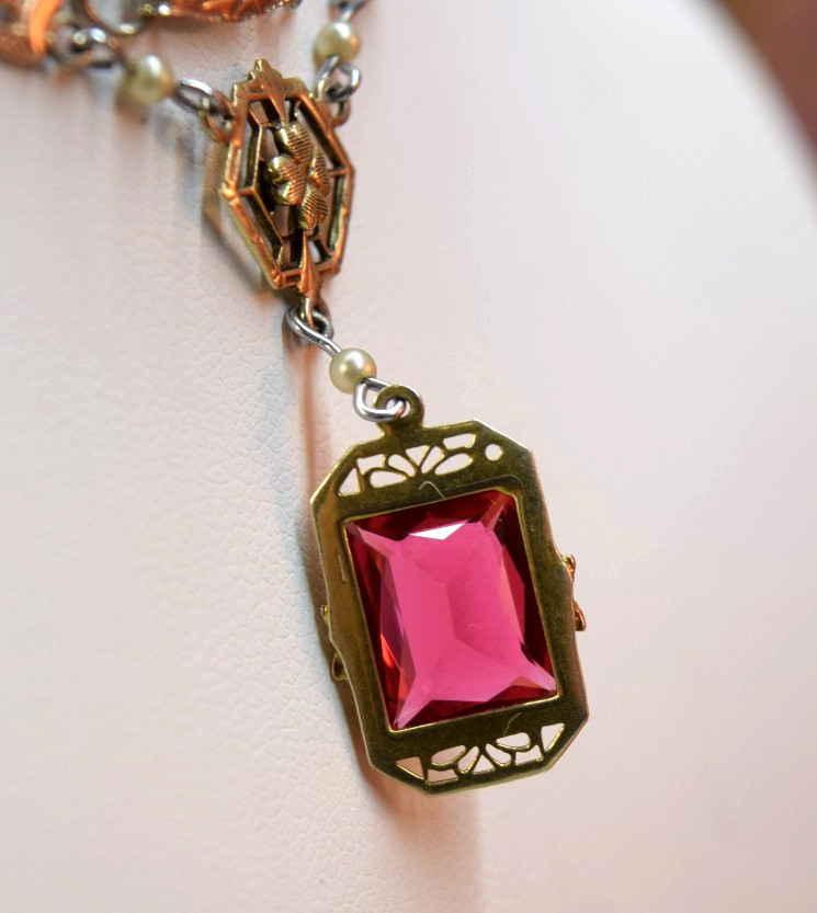 Antique Deco 10K Rose White Yellow Gold Red Ruby Glass necklace 17″