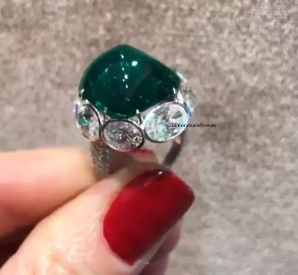 Cabochon Shape Vivid Green 17CT Emerald With 3.55CT Oval & Round CZ Women’s Ring