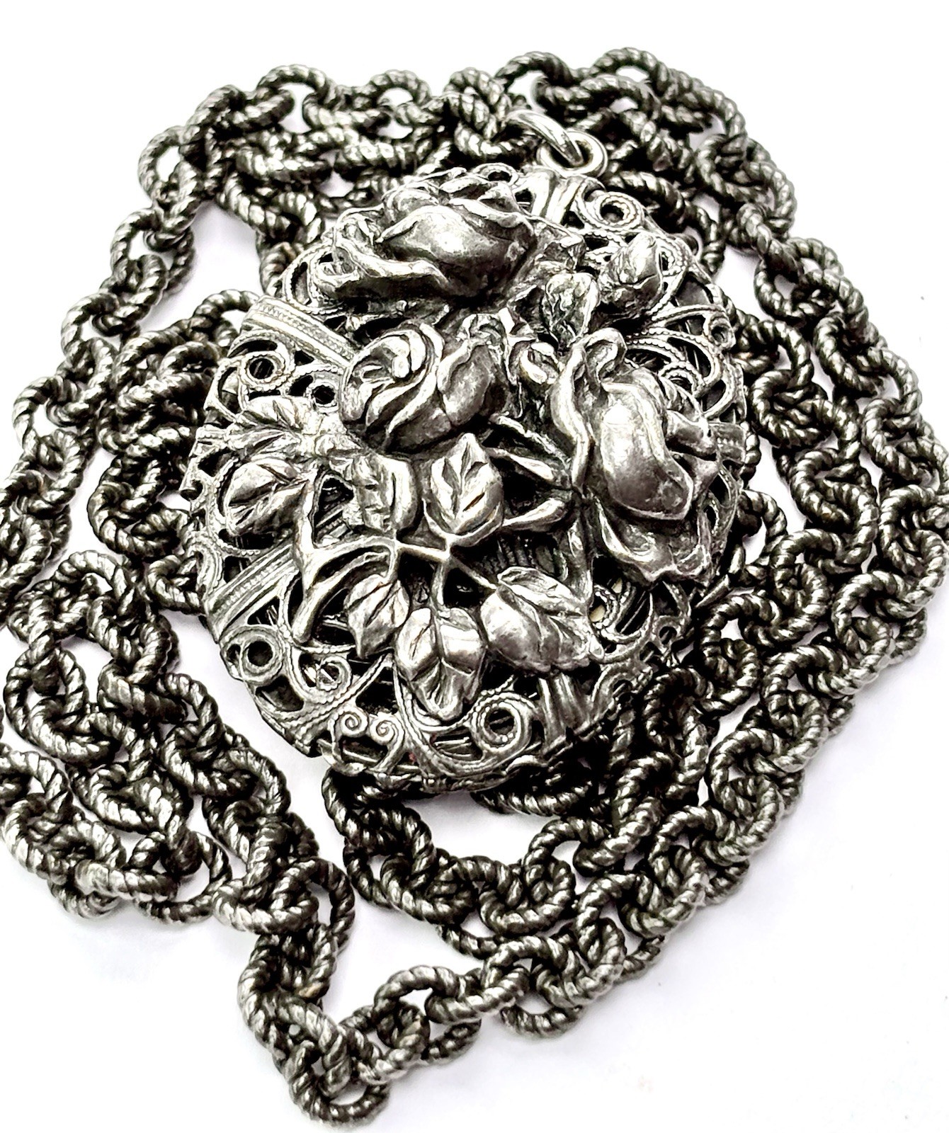Vintage Napier Locket , Roses 1971 Filigree Long 29″ Dark Silver Tone READ