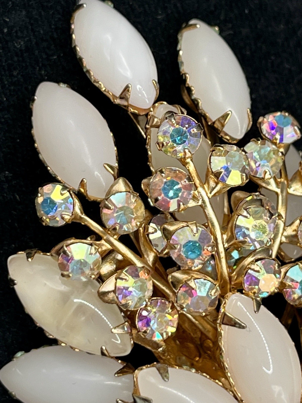 1950’s-60’s Pale Pink Marquise & AB rhinestone floral Spray Bouquet Brooch 2.85”
