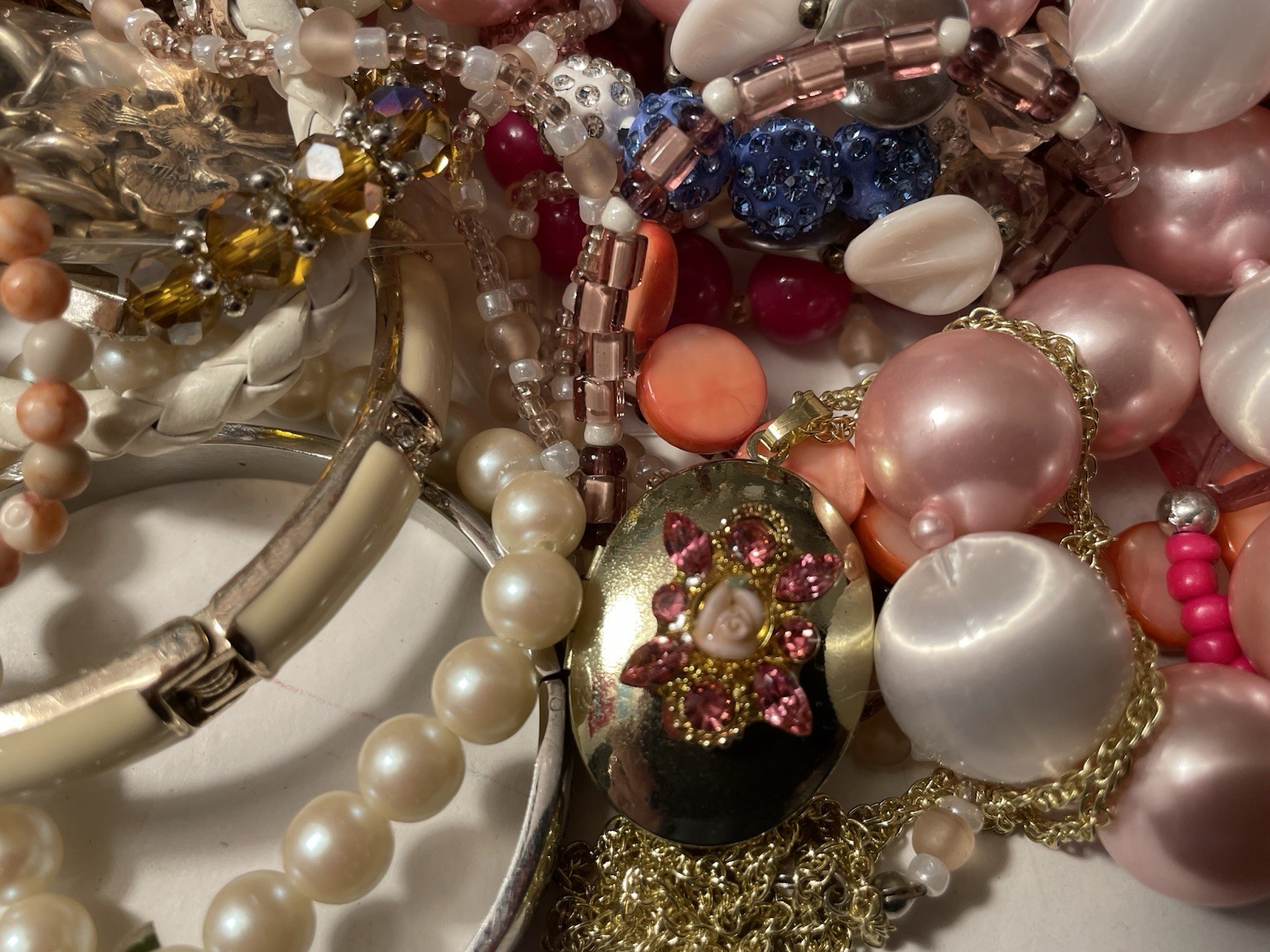 4Lb Mixed Mystery Jewelry Lot Vintage Mod Boho Beaded Necklaces Bracelets