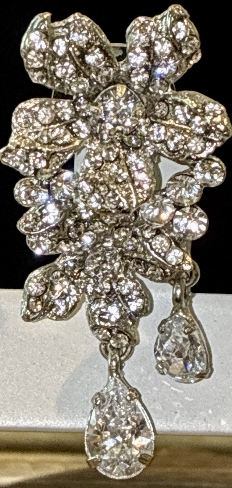 Amazing SIMAN TU Haute Couture Runway Floral Australian Crystal Earrings RARE ~