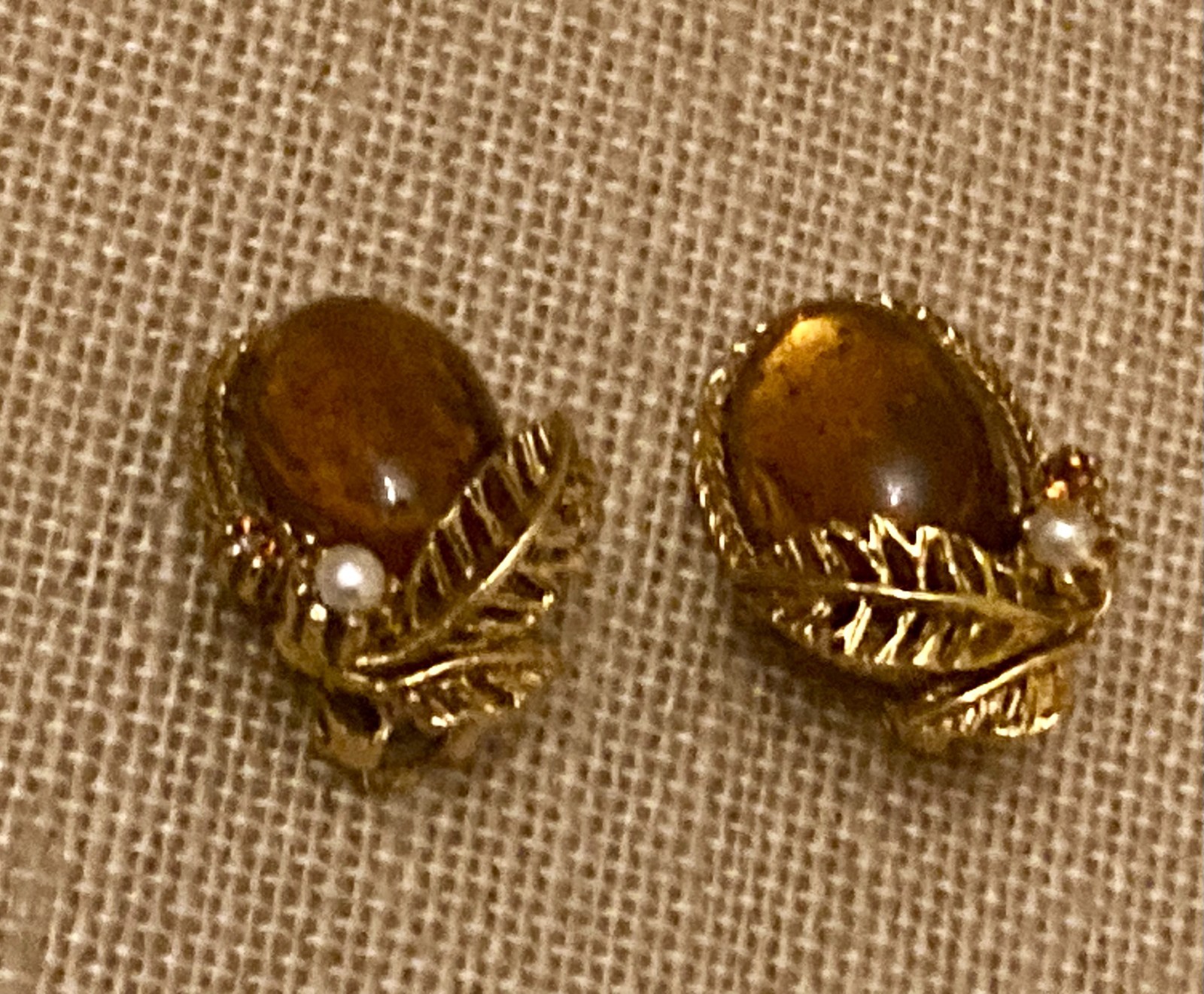 Vintage Faux Amber Glass Cabochon Earrings Gold Tone Leaf Faux Pearl Accent Clip