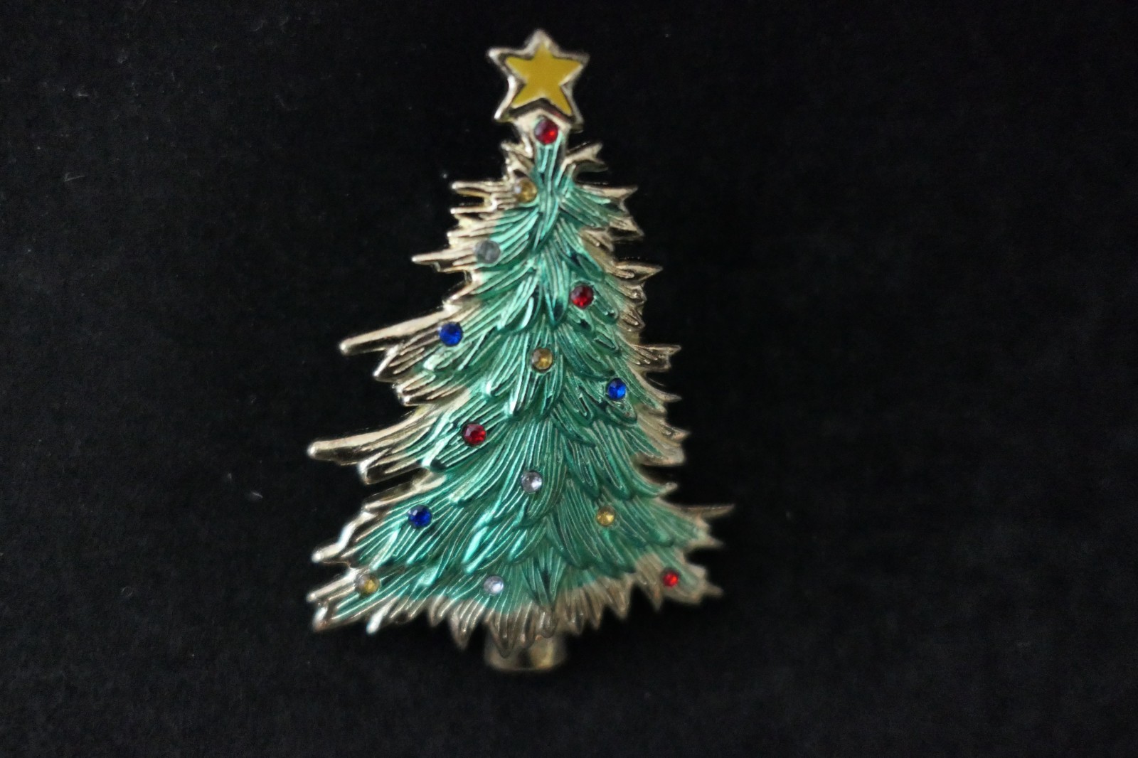 Vintage Gold Wash Christmas Tree Brooch Enamel Multi-Colored Rhinestones Signed