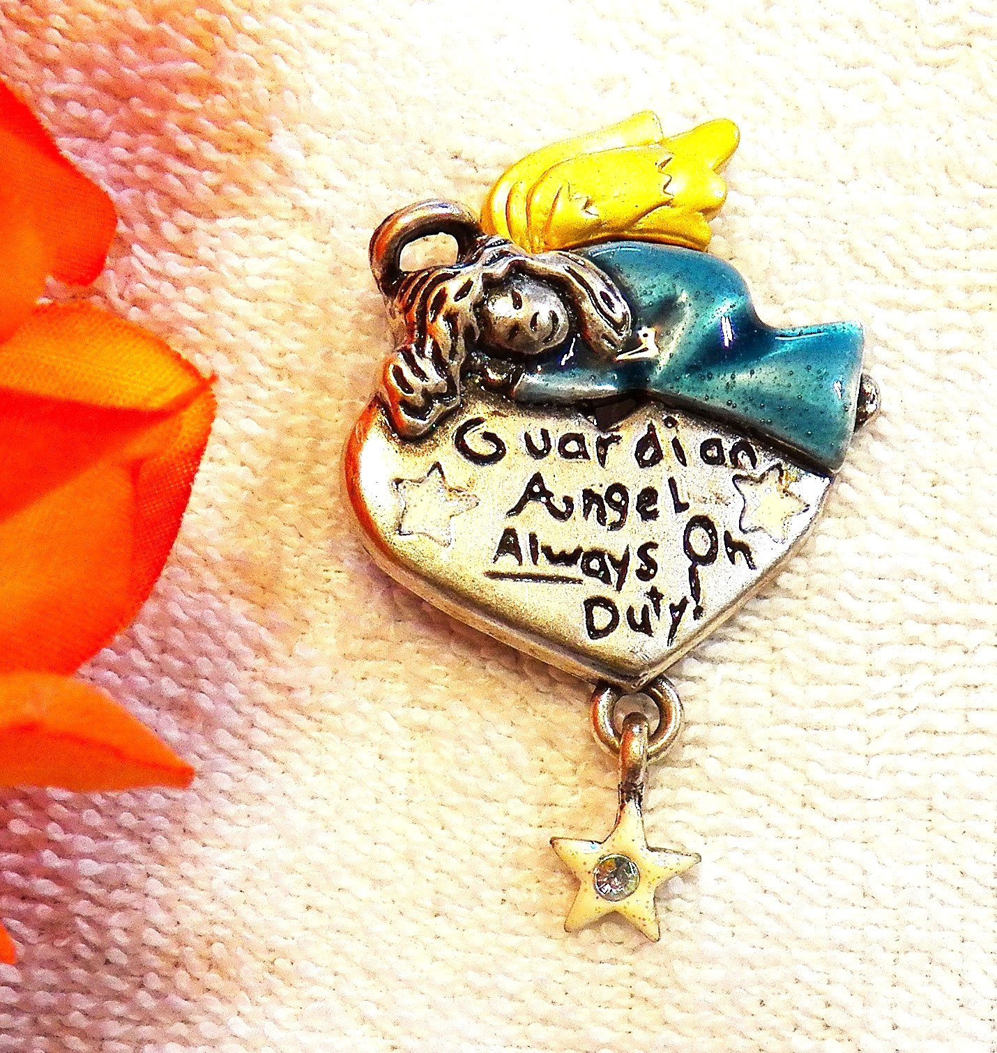 CLASSIC PIN BROOCH GUARDIAN ANGEL ALWAYS ON DUTY HEART LOVE AJMC SILVER TONE M4