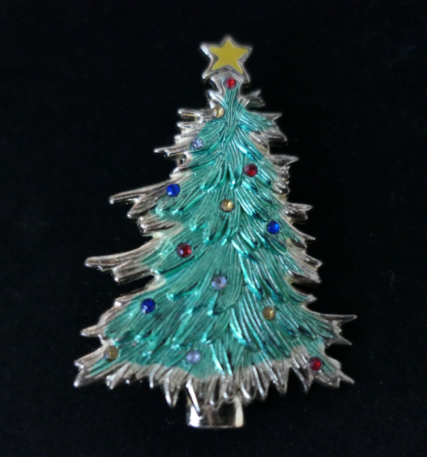 Vintage Gold Wash Christmas Tree Brooch Enamel Multi-Colored Rhinestones Signed