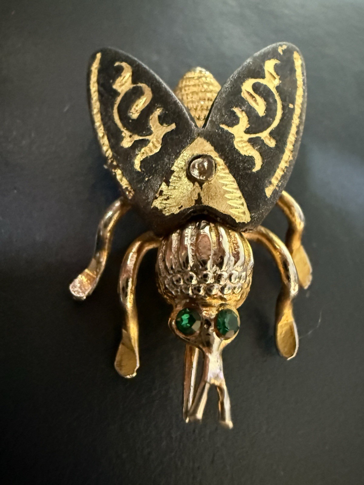 Vintage Spanish Damascene Toledo fly bug insect figural gold toned brooch pin