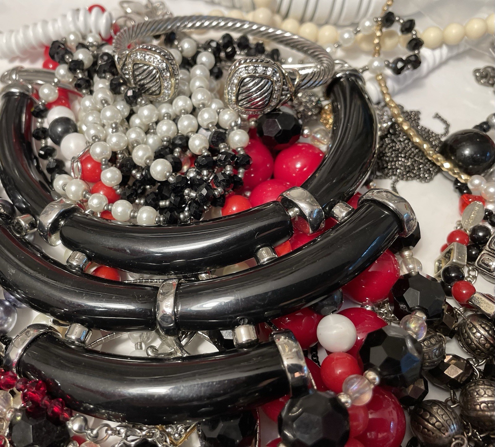 4.6 Lbs Mixed Beaded Jewelry Lot Black Red White Silver Tone Gold Tone Boho Vtg