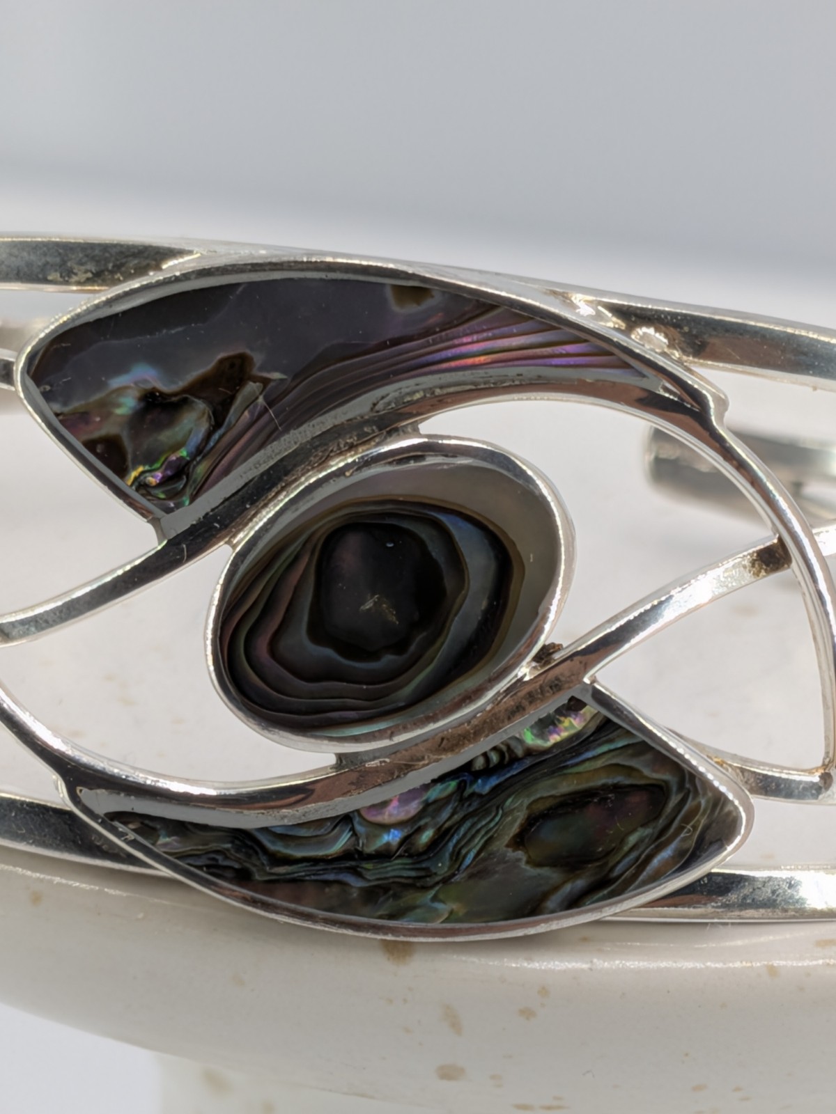 Vintage Abalone Shell Cuff Bracelet Silver Tone Openwork Swirl Small 6.5in Fit