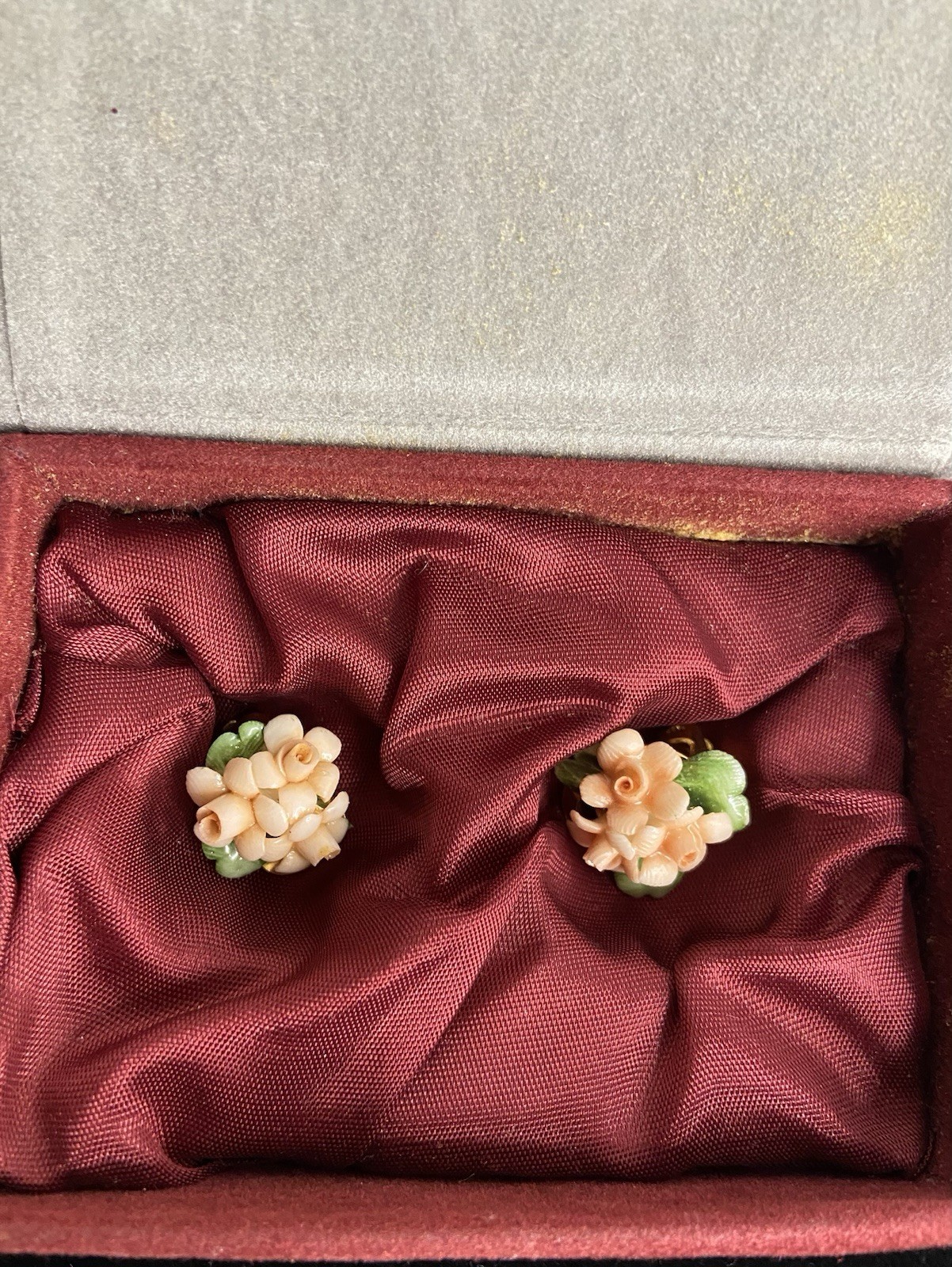 Capodimonte Clip Earrings Pastel Pink And Green Flowers Vintage Italy *READ