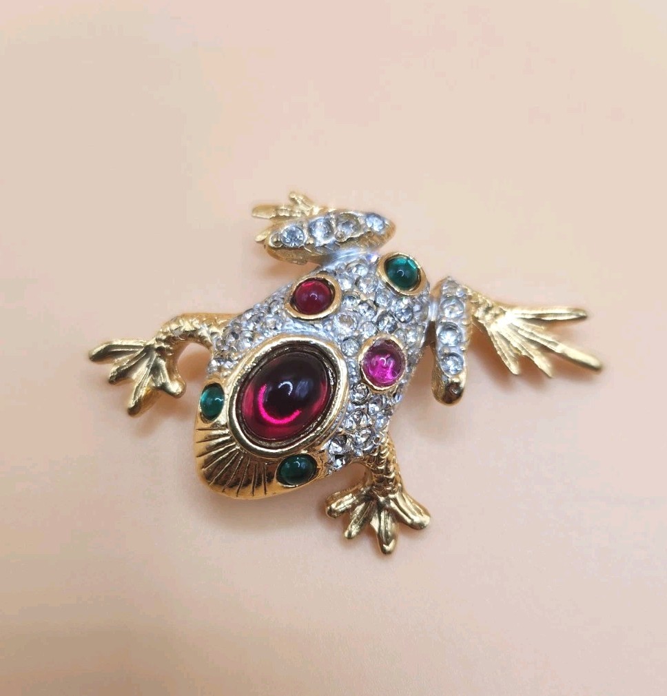 Vintage 80s Cabochon Gripoix Glass & Crystal Pavé Frog Brooch By Sphinx