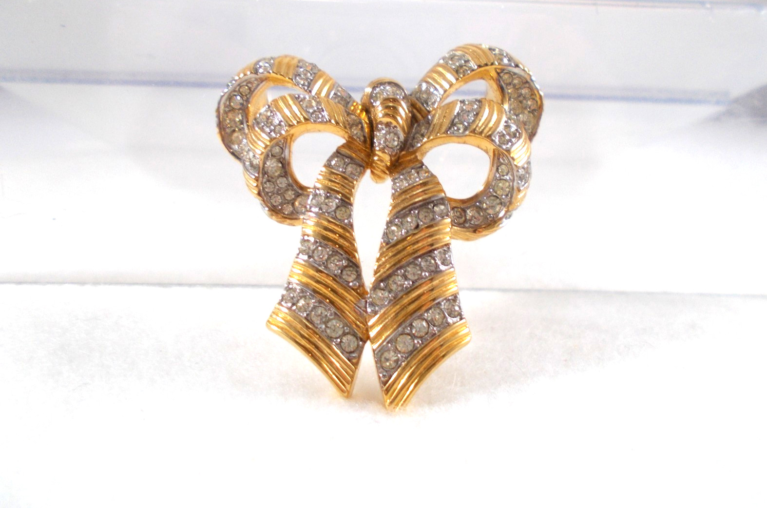 Vintage Gold Tone Ribbon Brooch with Pavé Set Crystal Rhinestones Free Shipping