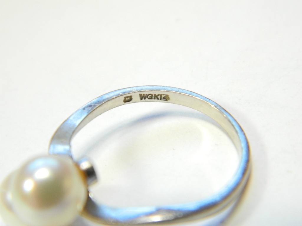 Mikimoto 14K White Gold Two 7mm Pearl Ring Japanese Cultured Size 7