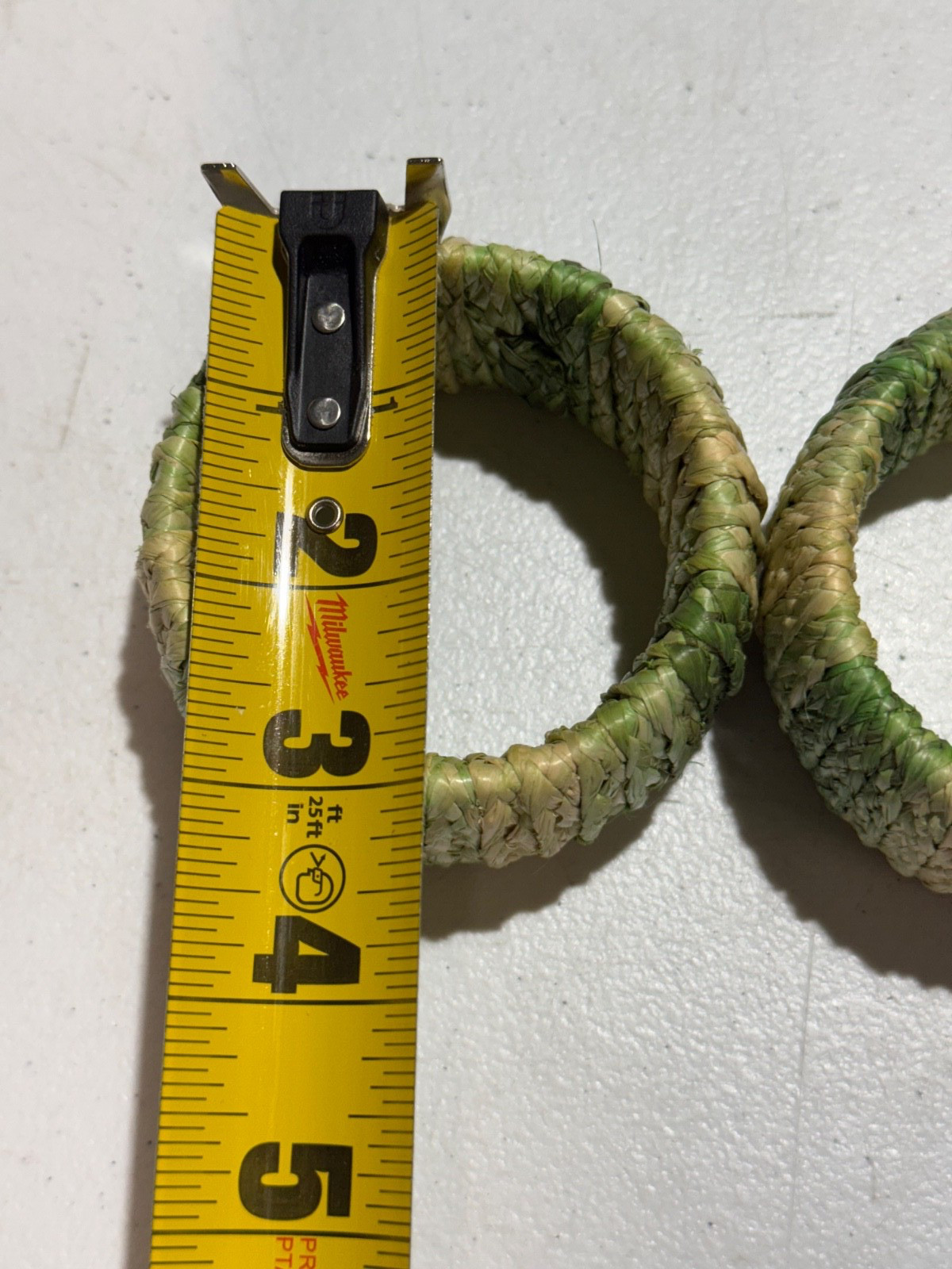 Vintage CHUNKY WOVEN green off white bangle bracelet Set of 2