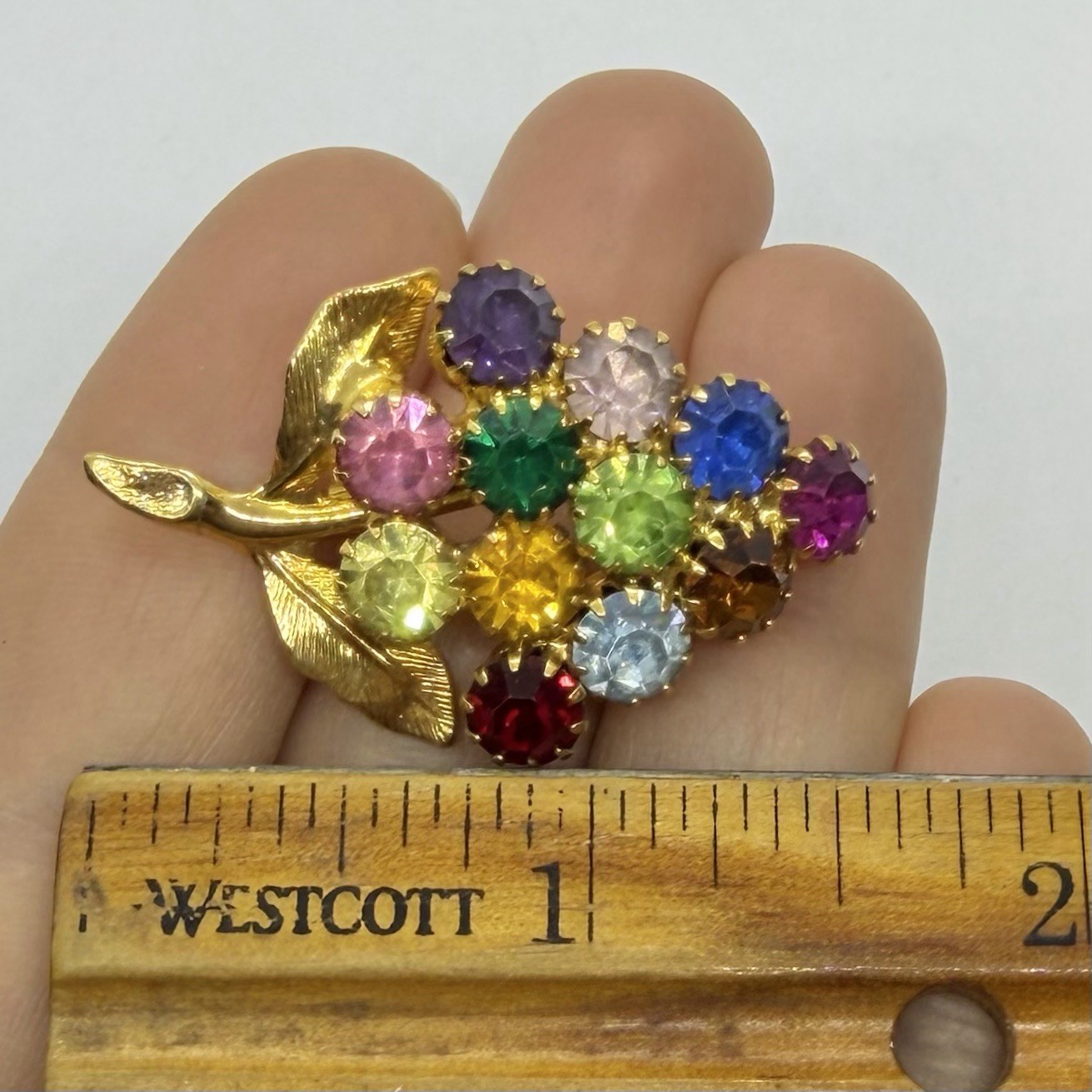 Vtg Multicolor Claw Set Fruit Salad Grapes Bunch Gold Plate Brooch Pin Dogtooth