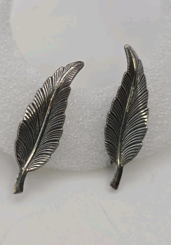 Vintage Silver Tone Bird Feather KIM Signed Etched Hippy Screw Back Boho Earring